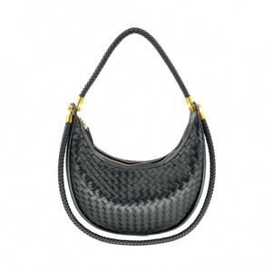 NEW BC HANDBAGS women's woven hobo bag in black